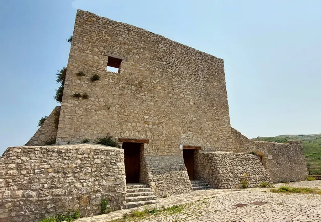 Visit Palazzo Adriano - castello Federiciano