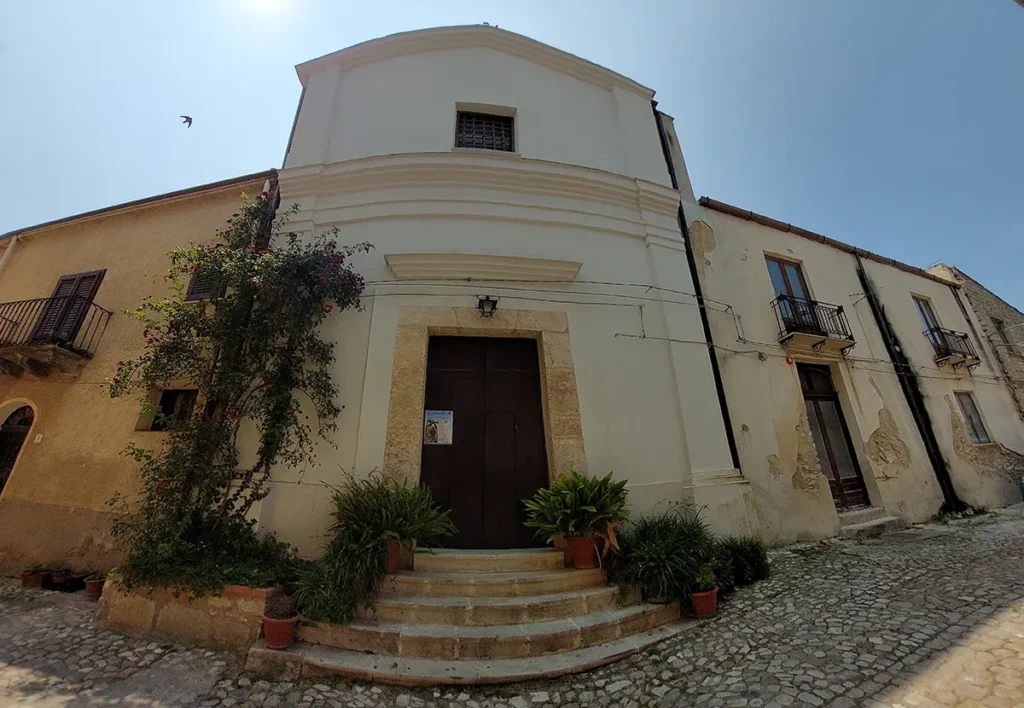 Visit Palazzo Adriano - chiese - Chiesa San Giovanni Battista